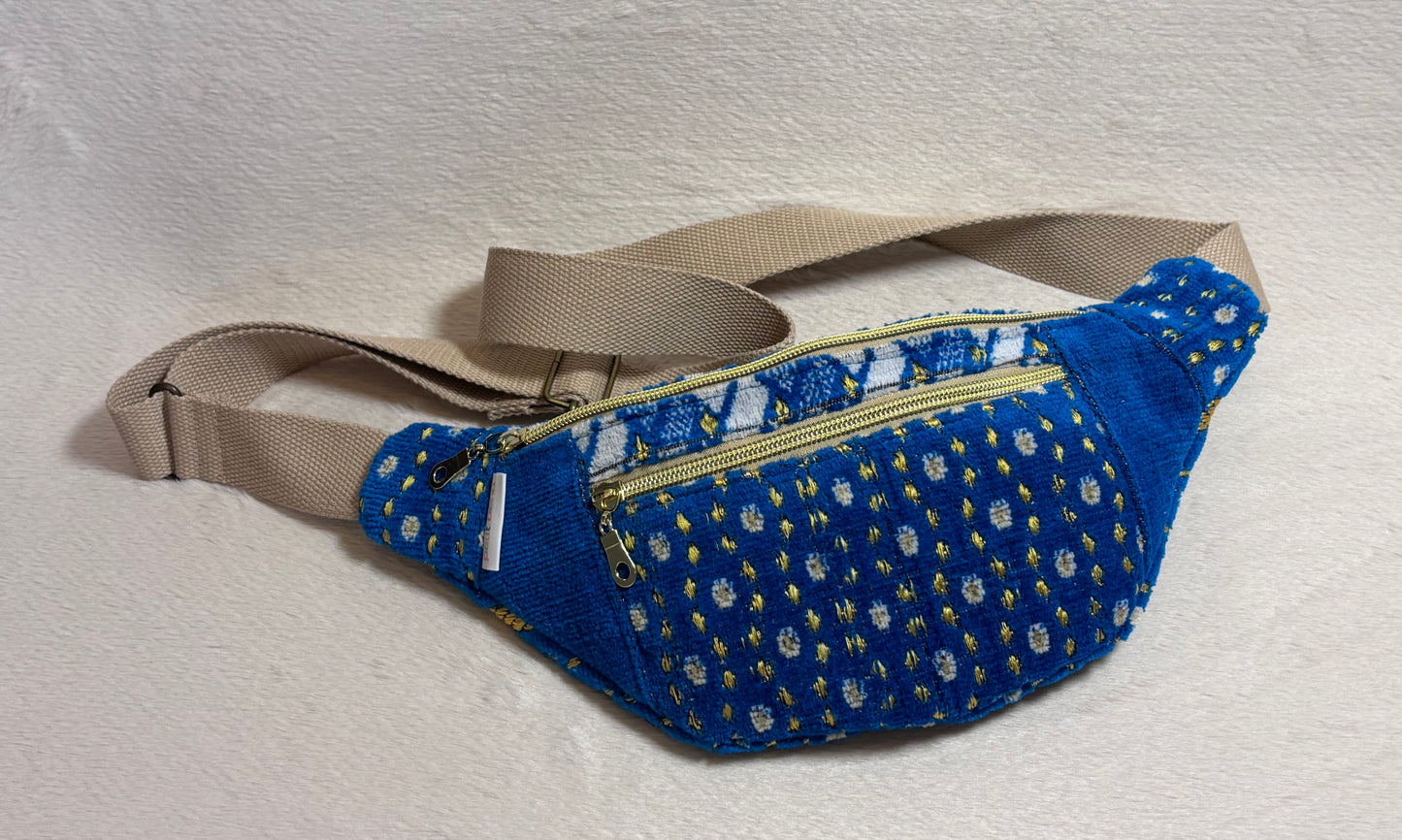 sac banane signature pour adulte en tissu bleu à motifs avec sangle beige - petit beba